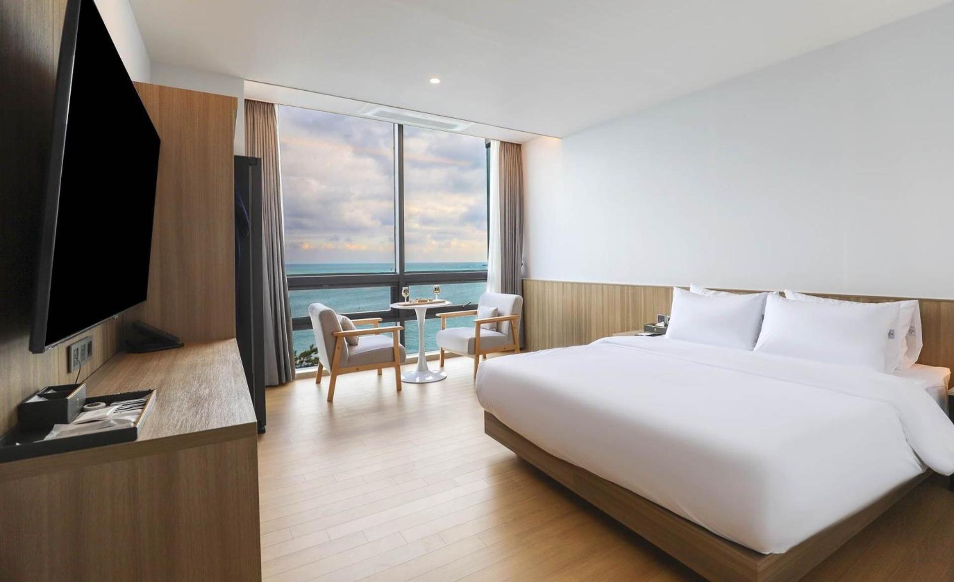 The Van Hotel Ulsan Exterior photo